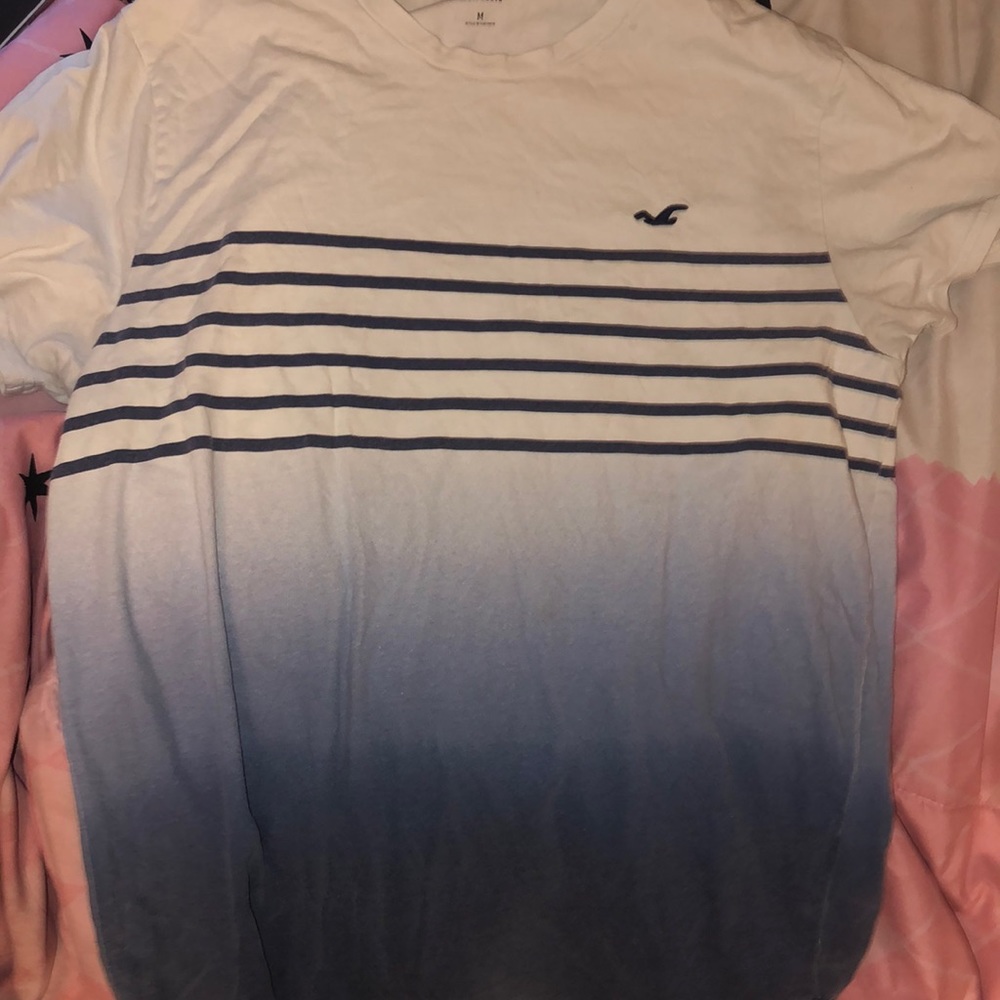 Hollister Tee!